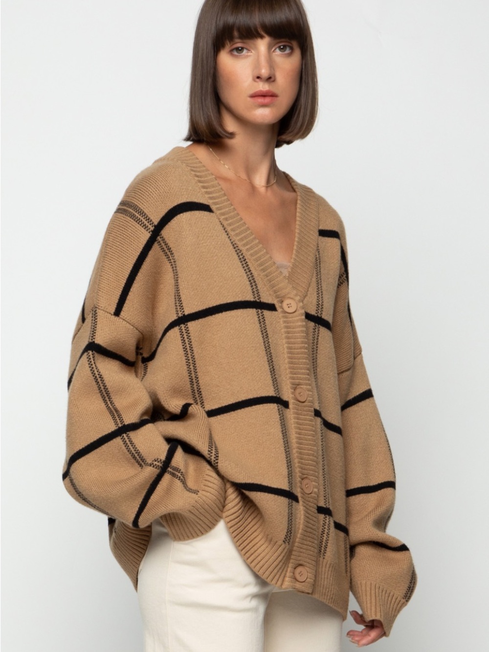 Oak + Fort Camel Plaid V-Neck Button Front Sweater Cardigan